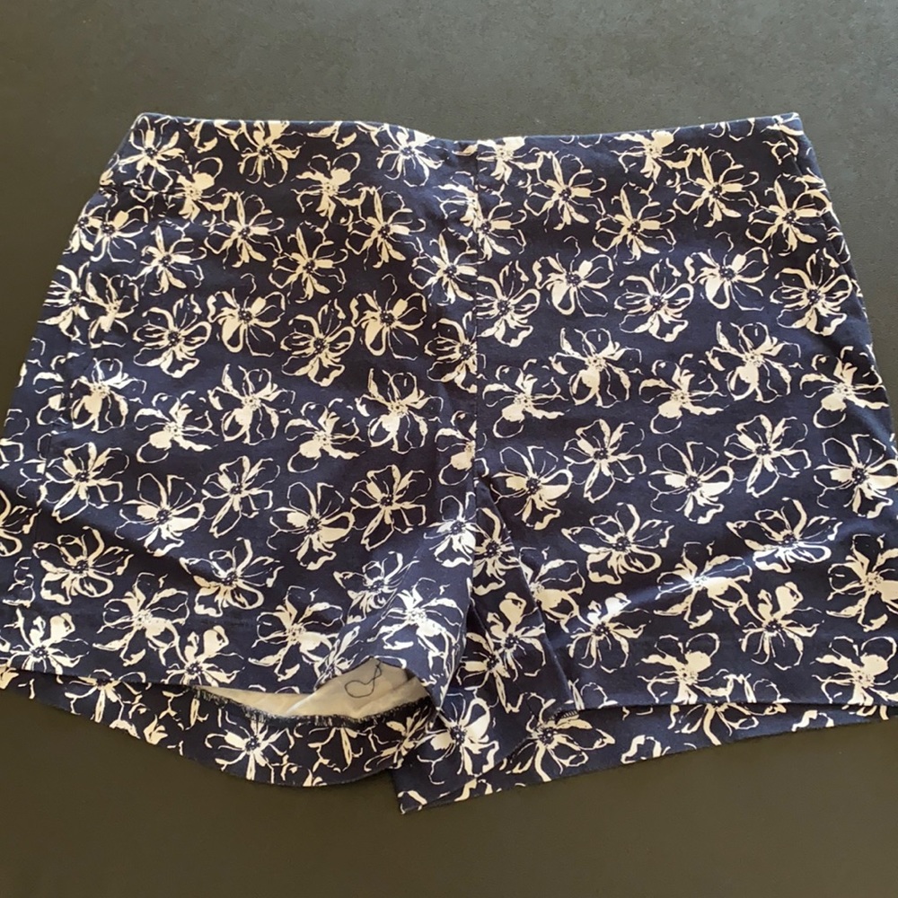 Navy pattern shorts